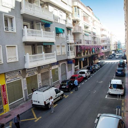 Holiday La Loma Apartment Torrevieja Exterior photo
